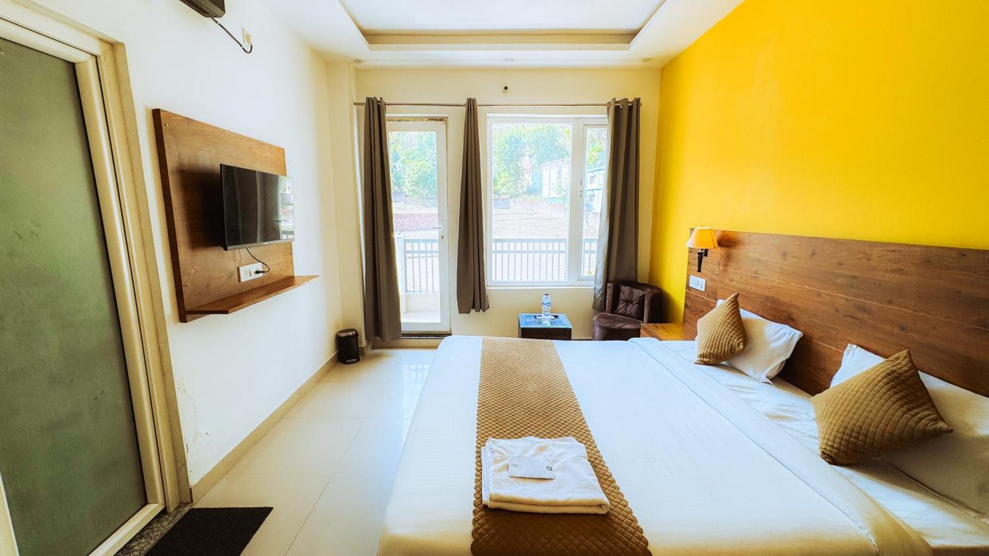 Hot - House Of Travellers, Rishikesh Hostel Bagian luar foto