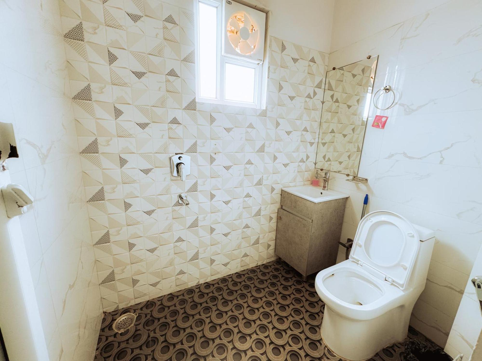 Hot - House Of Travellers, Rishikesh Hostel Bagian luar foto