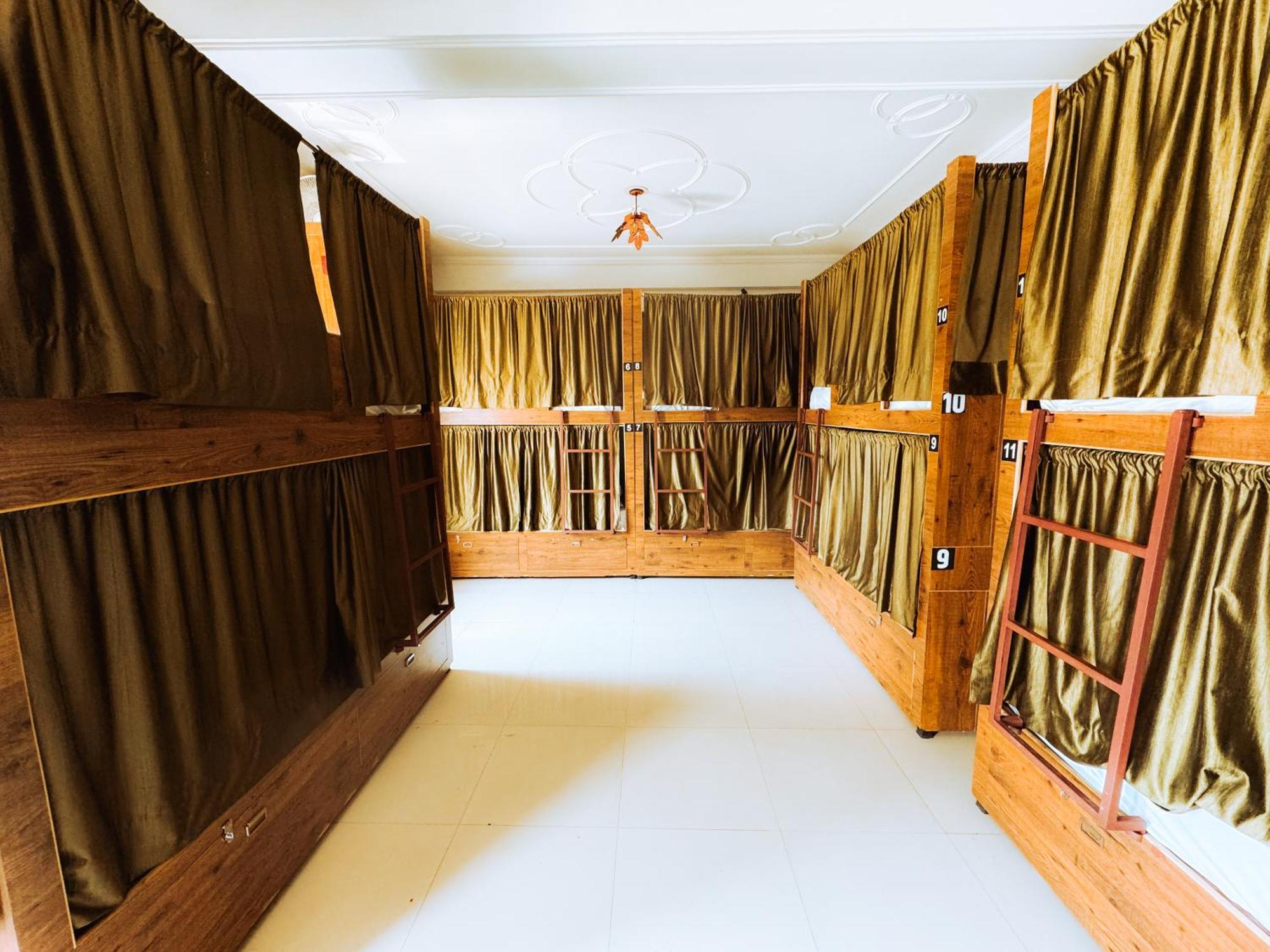 Hot - House Of Travellers, Rishikesh Hostel Bagian luar foto